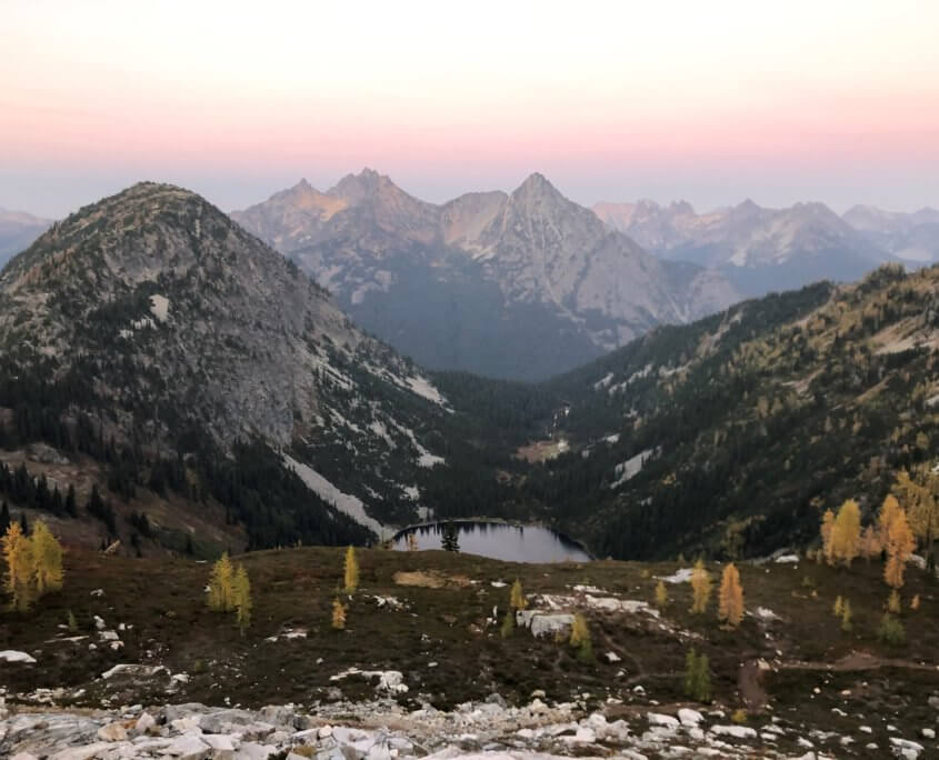 North Cascades National Park, Maple pass trail